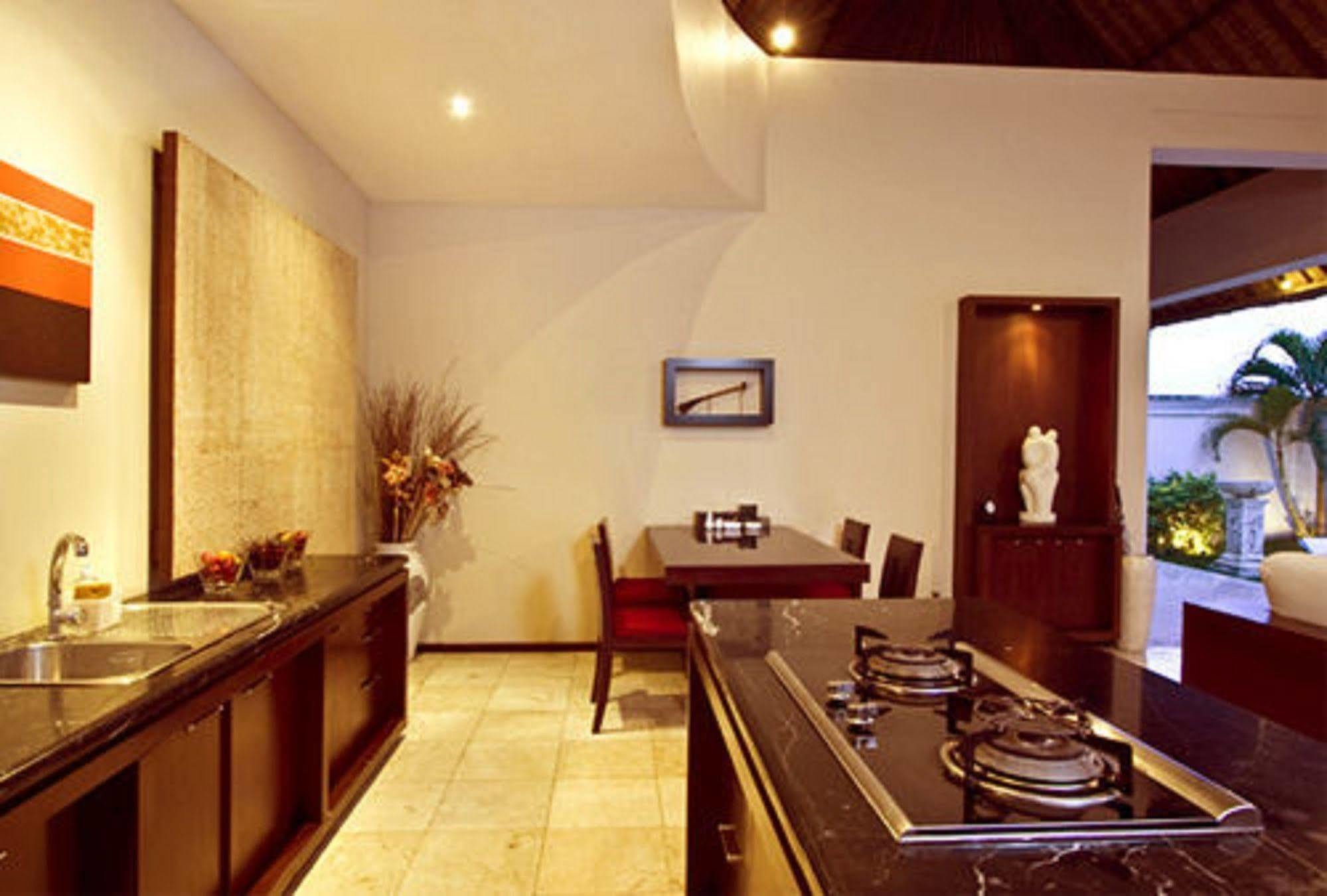 Arsa Villa Bali Seminyak Esterno foto